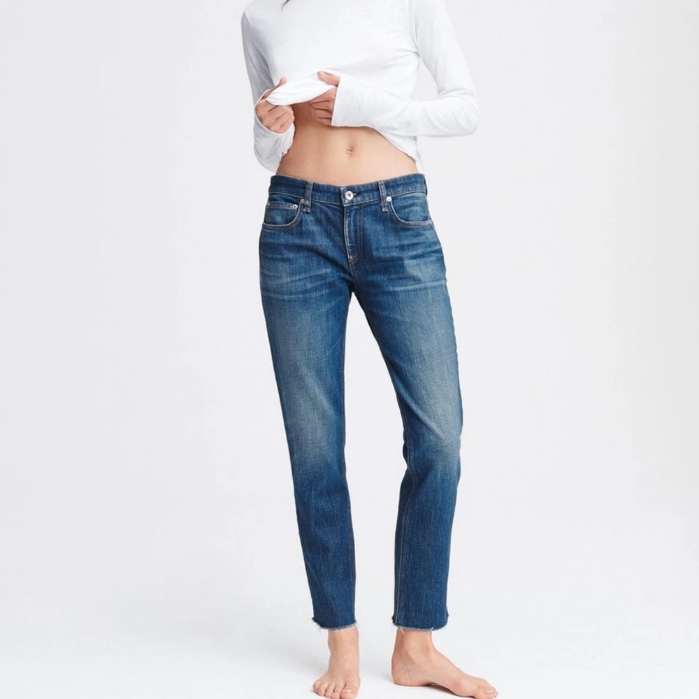 Rag & Bone Dre slim boyfriend jeans. Low-slung fit
Size 25 
Distressed Med wash